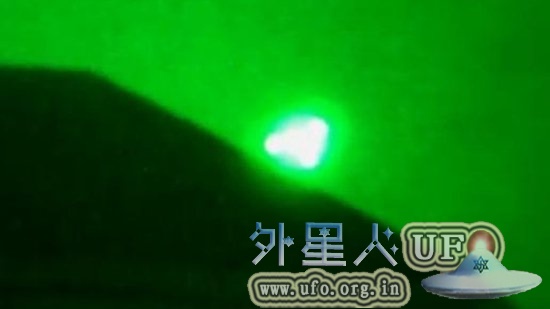 红外摄像机发现UFO，隐形外星飞船OR无人侦察机？的图片