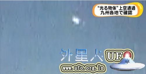 日本多地UFO突现分裂后又消失的图片