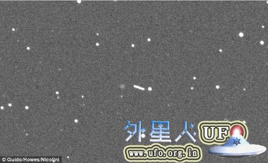 星空背景中的小行星，图像拍摄于1月23日。之所以图像中看到小行星似乎是一条直线，是因为它在快速运动。 第1张