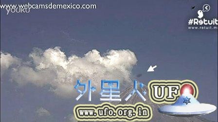 2015年3月5日墨西哥科利马火山上空的三角形UFO的图片