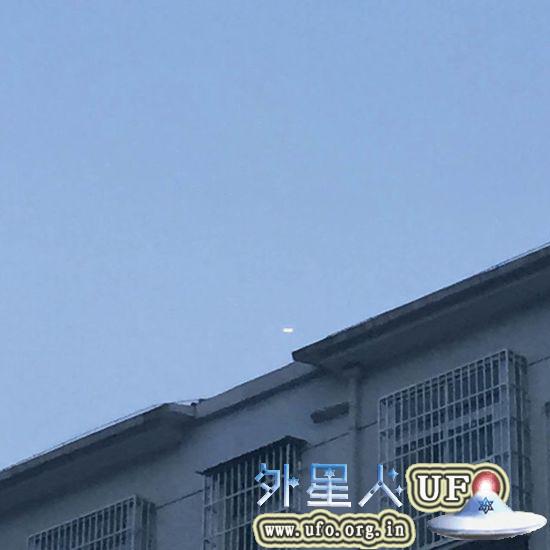陕西汉中城固县城上空惊现UFO不少城固人直呼惊奇2015年7月17日 第2张