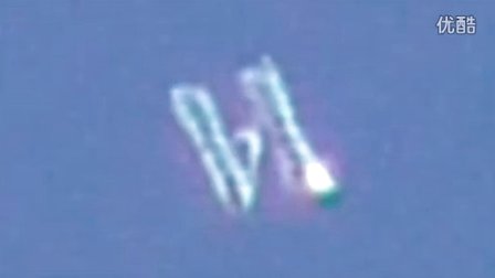 2015年10月11日洛杉矶麦克阿瑟公园召唤来的彩色奇形UFO的图片