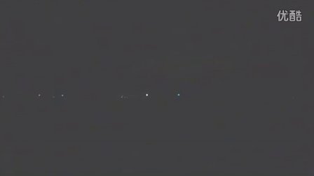 2015年10月26日科罗拉多线性排列光点彩色UFO舰队