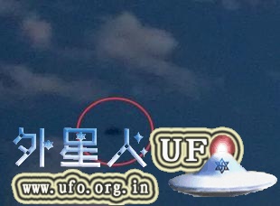 网友拍到天空有两个“UFO” 究竟是什么 第3张