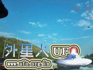 “吃货妹子”拍南京美景 拍到疑似“UFO” 第2张