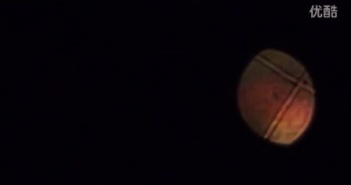 2015年11月1日比利时十字暗条彩色光球UFO