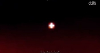 2015年11月3日太阳周围巨大十字UFO