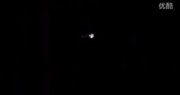 2015年11月21日新墨西哥州多个暗条光球UFO
