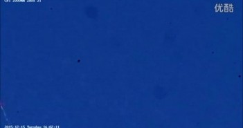三日内彩色气球样发光UFO2015年12月17日