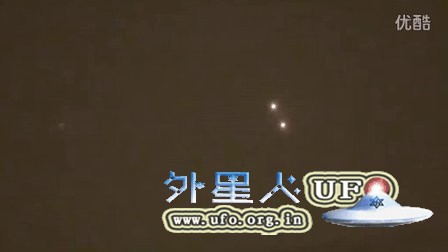 2016年2月2日莫斯科三光球UFO组成的三角形UFO的图片