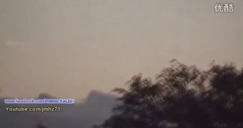 2016年2月10日阿根廷巨大雪茄型UFO的图片