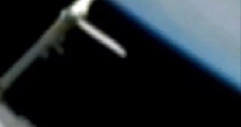 国际空间站巨大雪茄型UFO