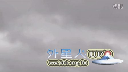 2016年1月10日乌云中不发光UFO飞碟的图片