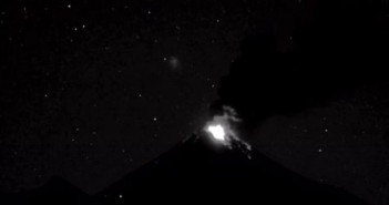 2016 1月3日墨西哥Colima 火山飞碟UFO