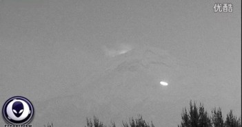 2015年12月25日墨西哥火山圣诞节UFO