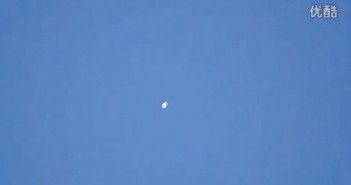 2016年3月16日加州双环发光UFO