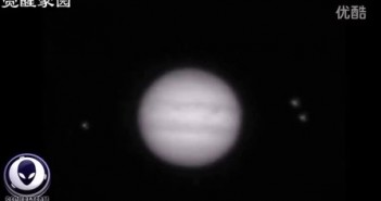 木星的闪光区与附近3个光球UFO的关系