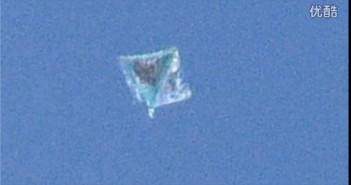 2016年4月2日金字塔形的ufo