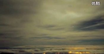 2016年天文学家捕捉到UFO进入地球大气层的镜头震撼