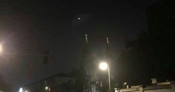 2016年4月25日拍摄北京市东城区东交民巷教堂拍到UFO