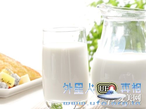 牛奶越浓越有营养? 喝牛奶 别陷入这10误区的图片