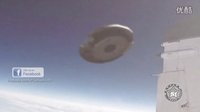 2016年7月俄罗斯飞行员成功在库尔斯克上空拍下2个UFO近距接触的图片