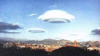 美丽又吊诡的高积云（UFO云）的图片