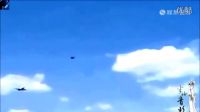 飞机与UFO擦肩飞过，机体清晰可见的图片