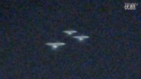 埃及出现3个不可思议的UFO的图片